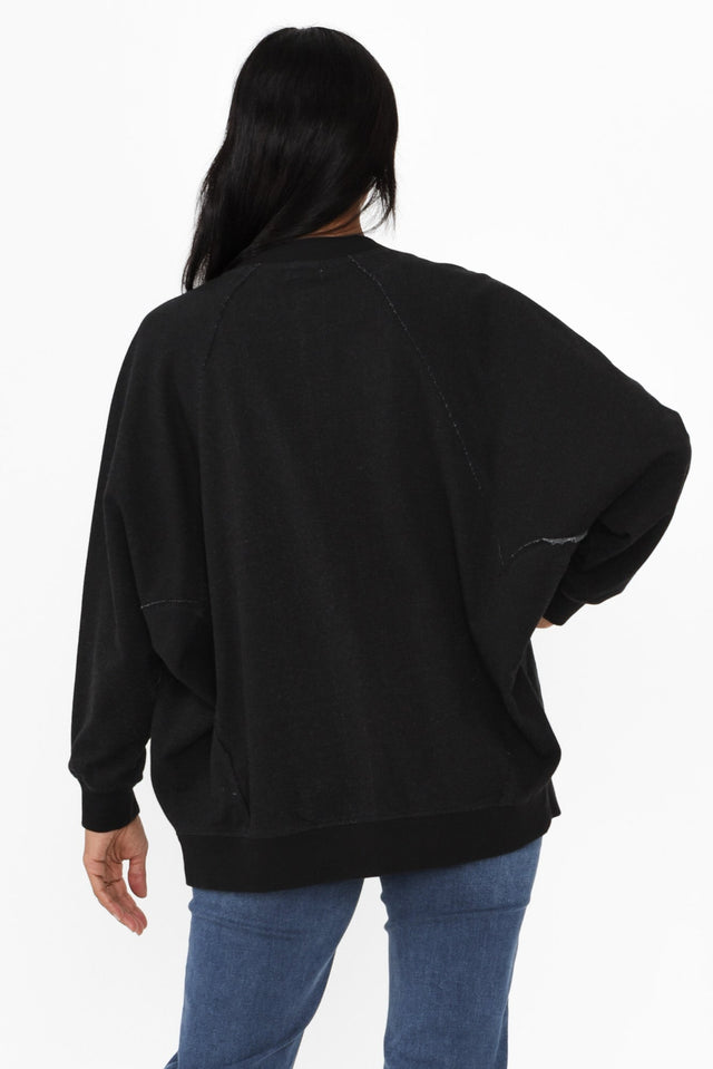 alt text|model:Cara image 5