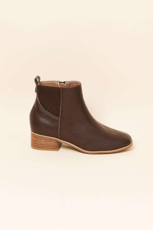 Lyra Chocolate Leather Heeled Boot