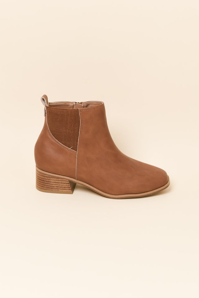 Lyra Tan Leather Heeled Boot