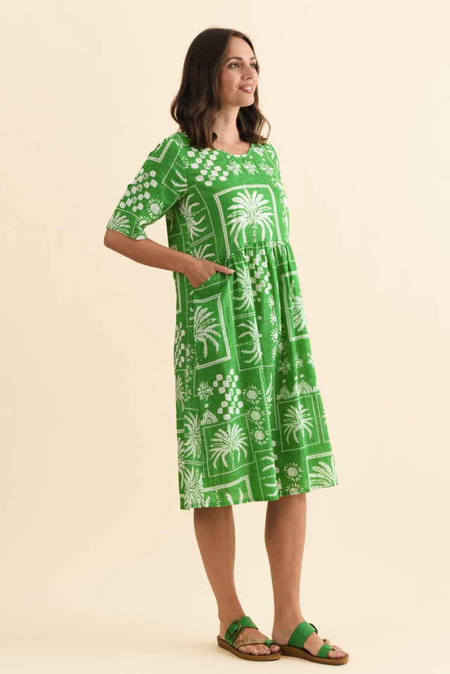 alt text|model:MJ image 4