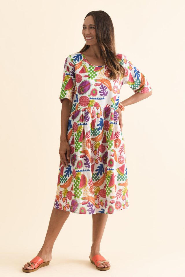 alt text|model:Cara image 7