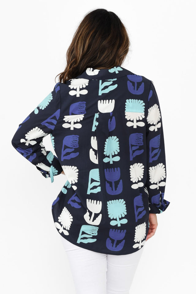 alt text|model:Nicole image 5