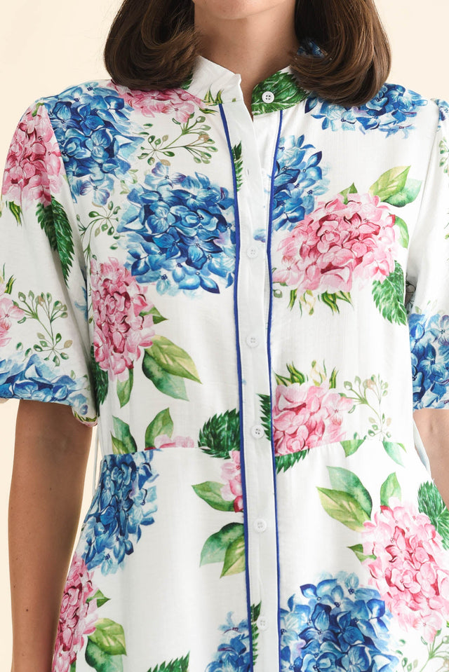 alt text|model:MJ image 6