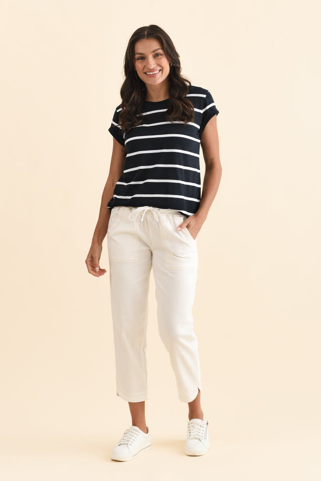 alt text|model:Brontie image 7