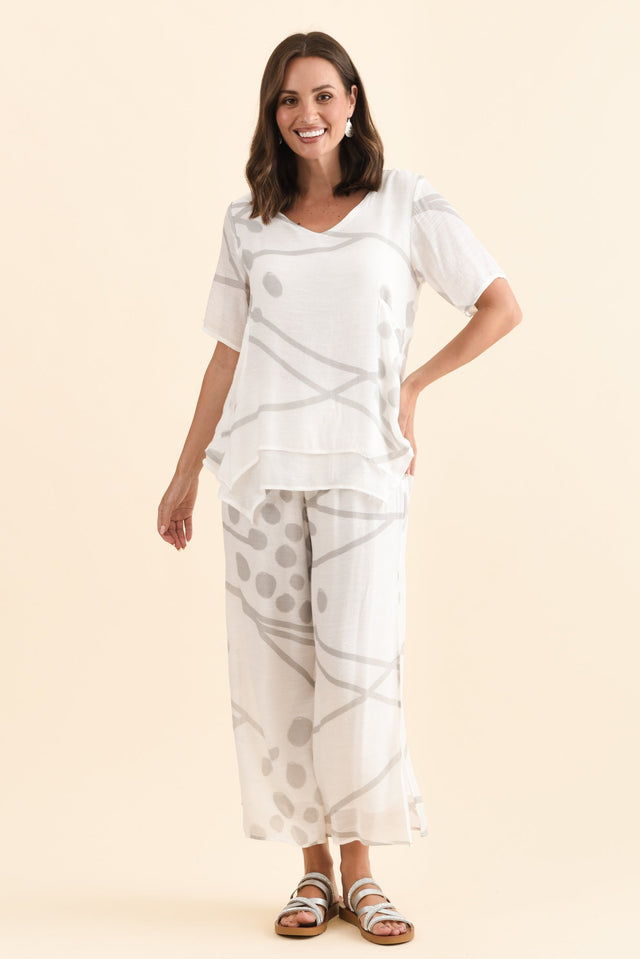 alt text|model:MJ image 6