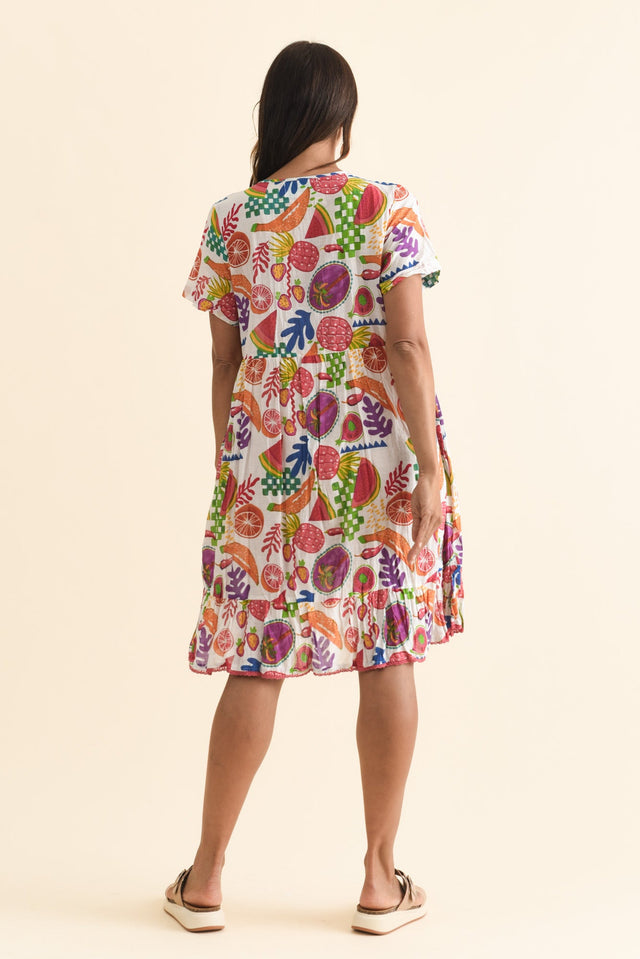 alt text|model:Cara image 5