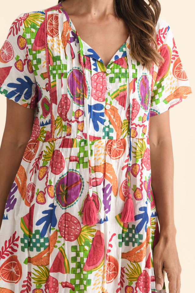 alt text|model:Cara image 6