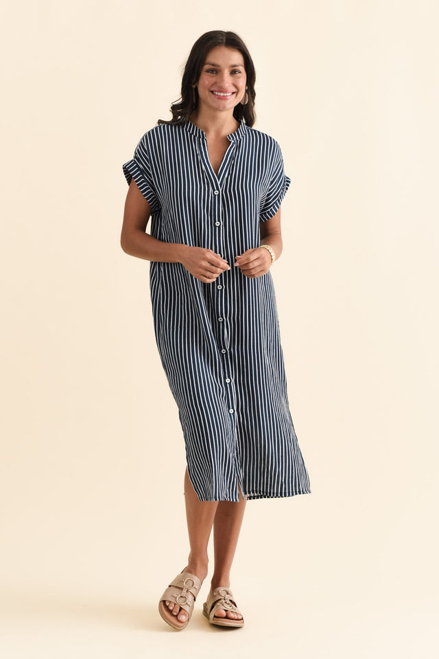 alt text|model:Brontie image 3