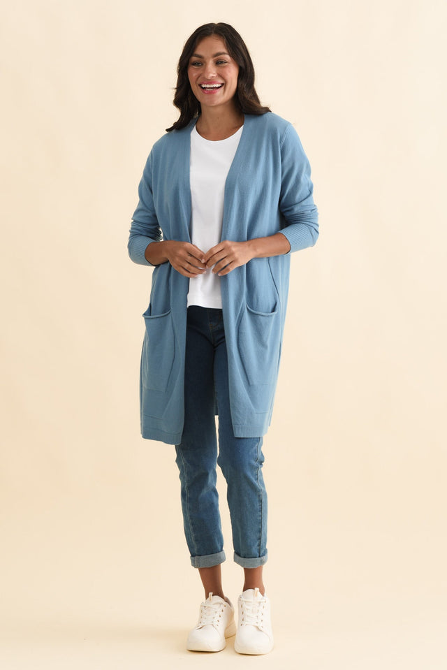 alt text|model:Brontie image 6