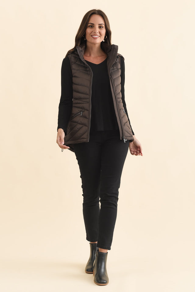 alt text|model:MJ image 8