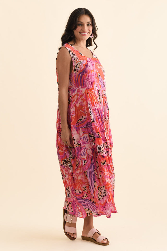 alt text|model:Brontie image 3