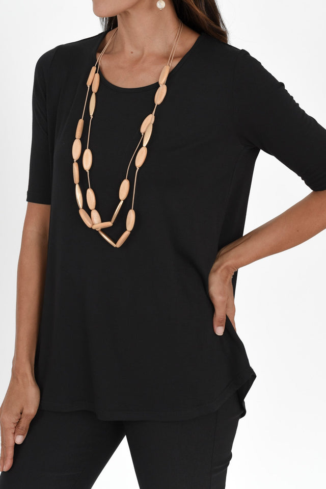 alt text|model:Cara image 7