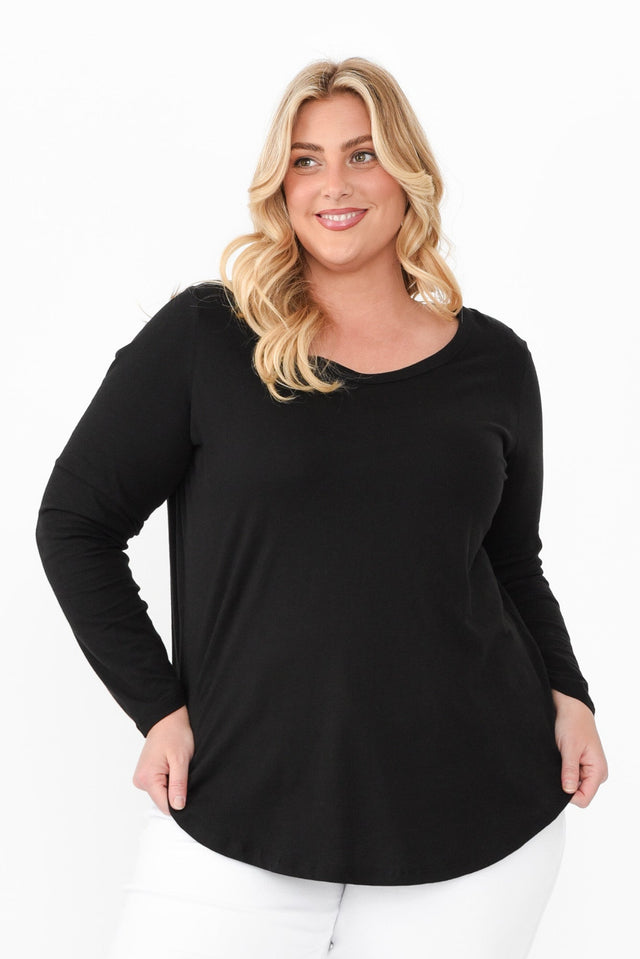plus-size,curve-basics,curve-tops,plus-size-sleeved-tops,plus-size-cotton-tops,plus-size-basic-tops,plus-size-winter-clothing,alt text|model:Caitlin image 9