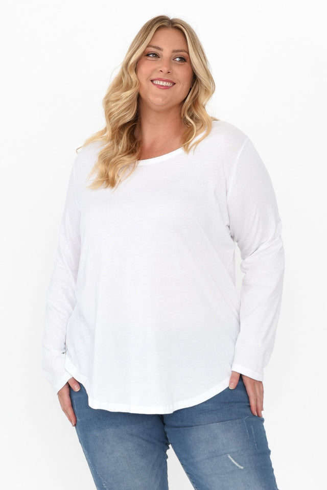 plus-size,curve-basics,curve-tops,plus-size-sleeved-tops,plus-size-cotton-tops,plus-size-basic-tops,plus-size-winter-clothing, alt text|model:Caitlin image 9