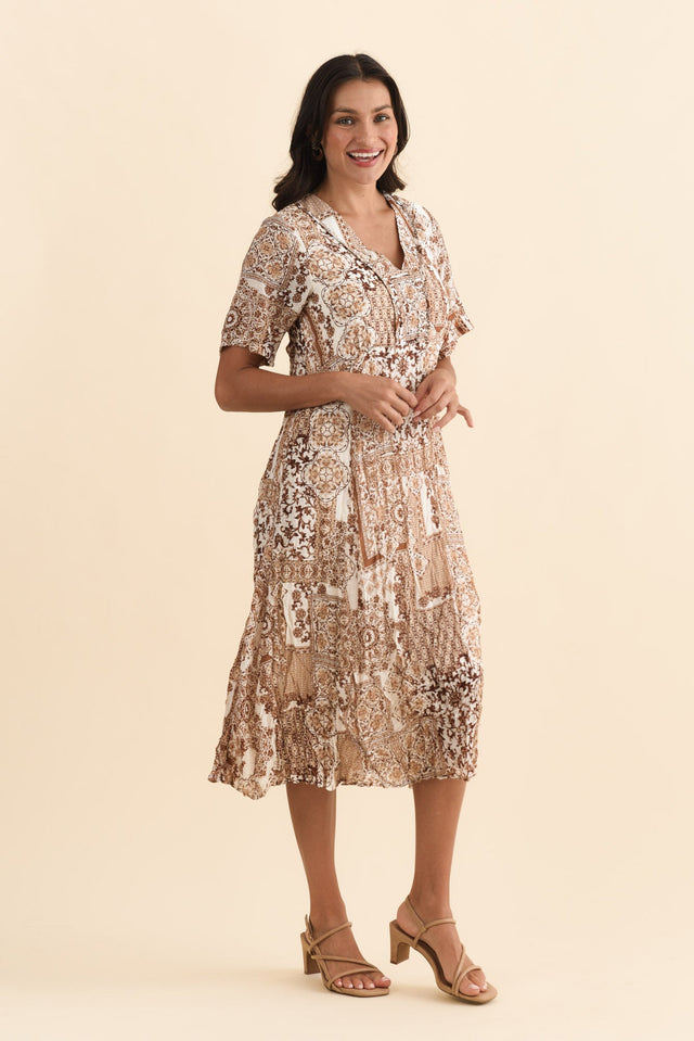 alt text|model:Brontie image 3