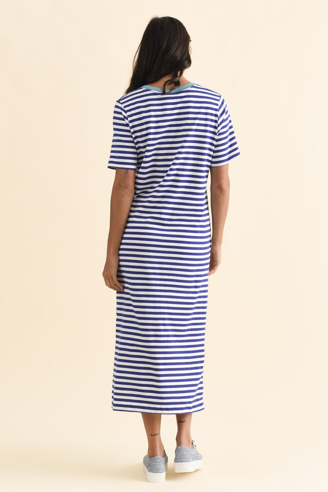 alt text|model:Brontie image 5