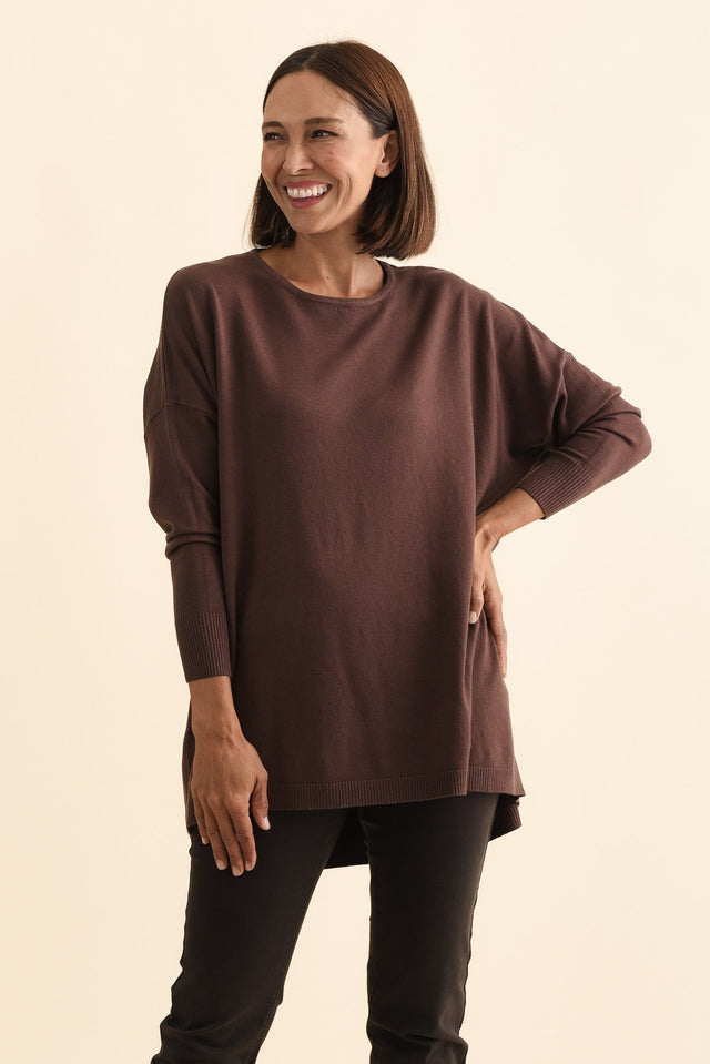 alt text|model:Cara image 1