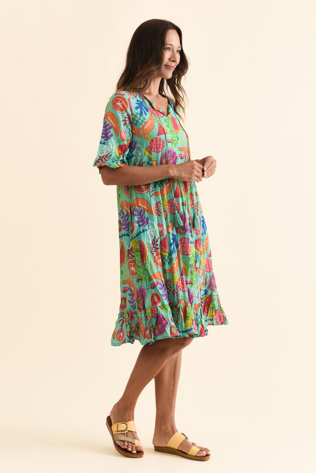 alt text|model:Cara image 3