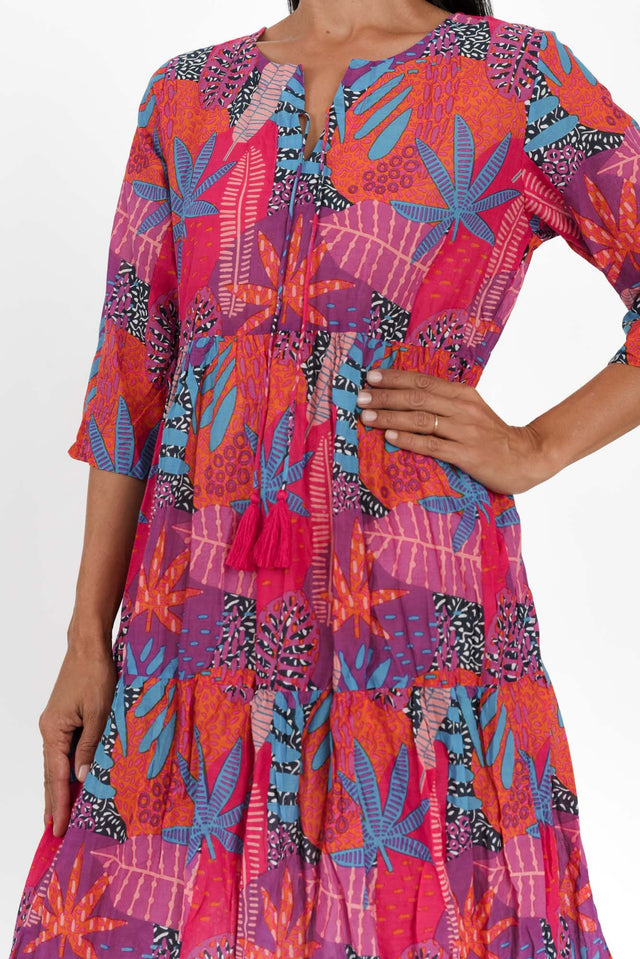 alt text|model:Cara image 8