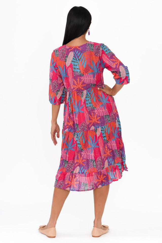 alt text|model:Cara image 7