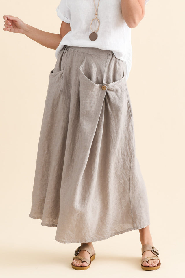 alt text|model:MJ image 1