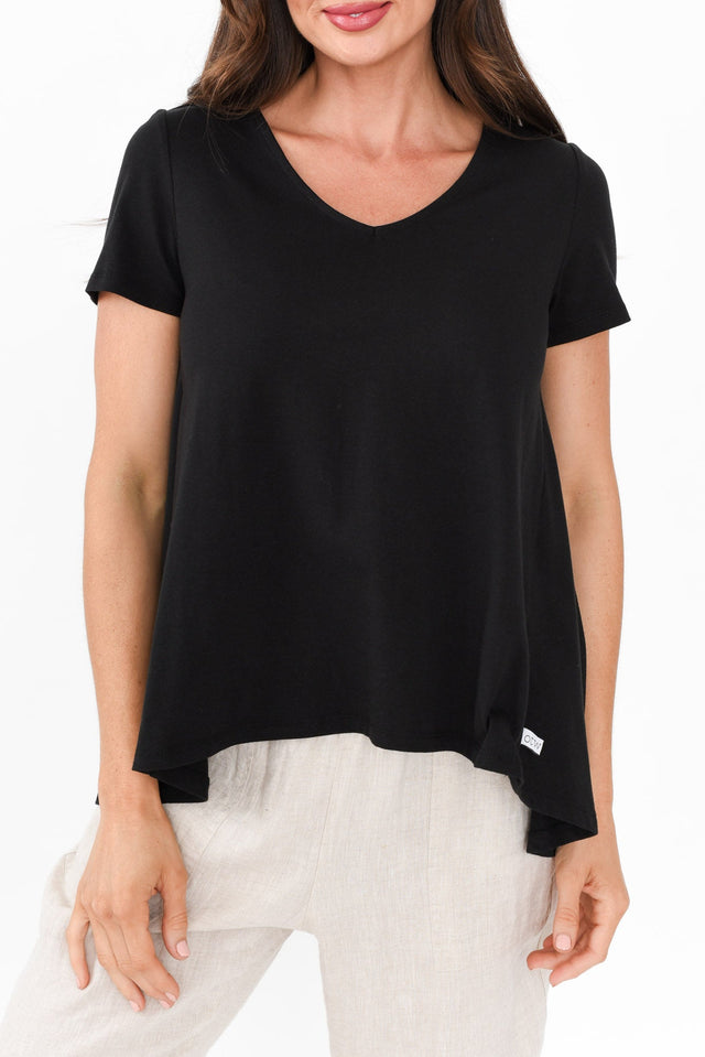 alt text|model:Elouise image 7