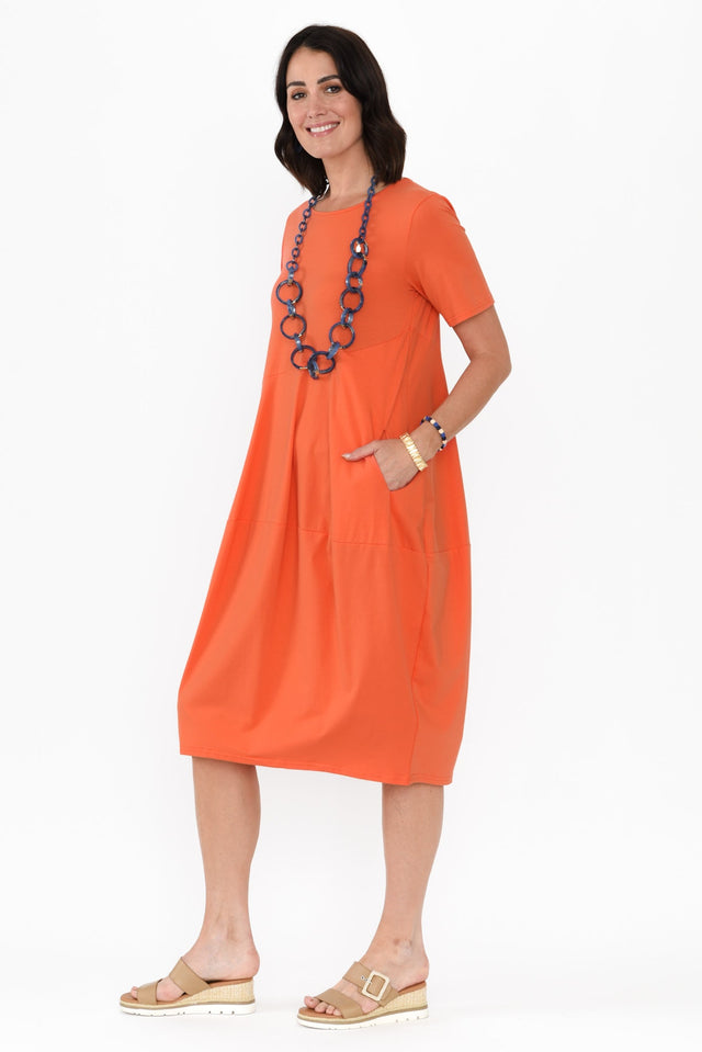 alt text|model:adele image 4