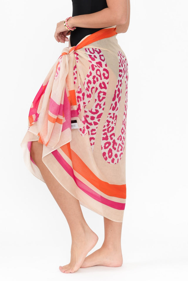 alt text|model:MJ image 4