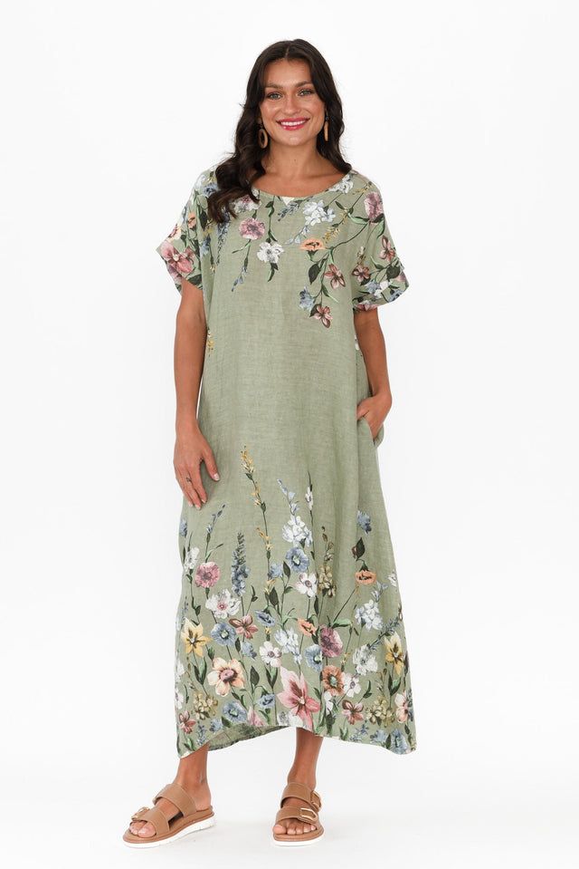 alt text|model:Brontie image 7