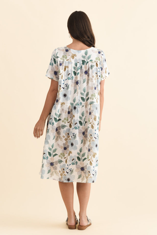 alt text|model:MJ image 6