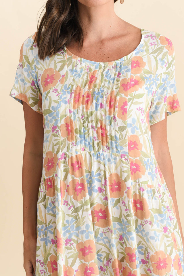 alt text|model:MJ image 7