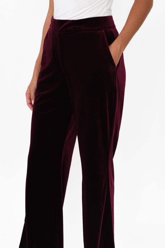 alt text|model:Brontie image 6