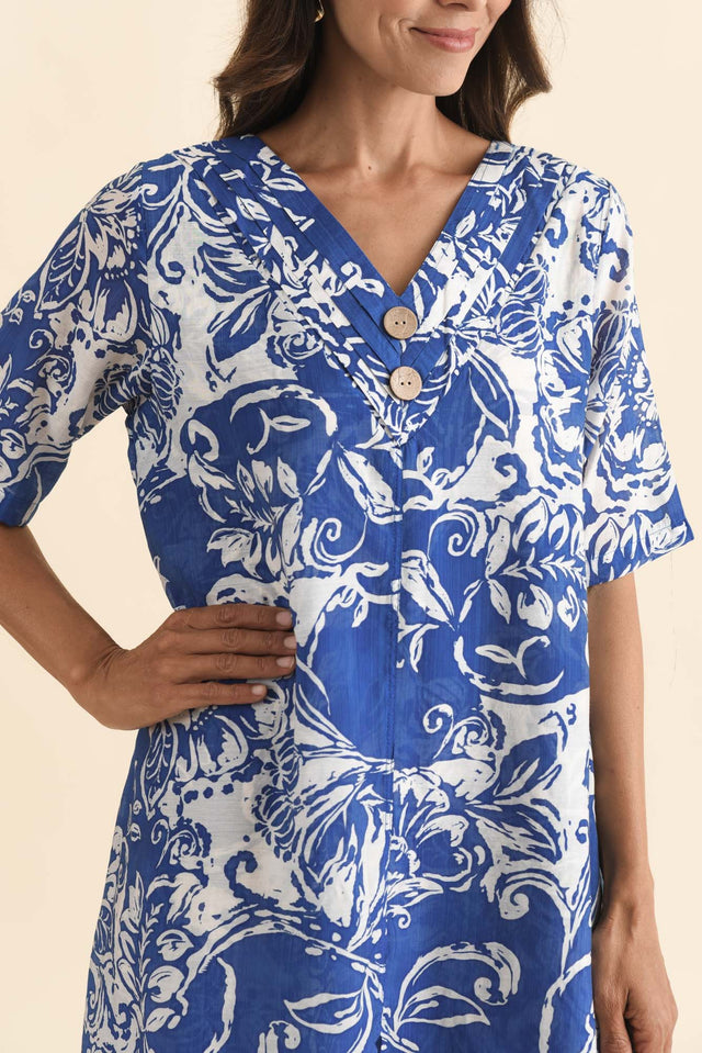 alt text|model:Cara image 6