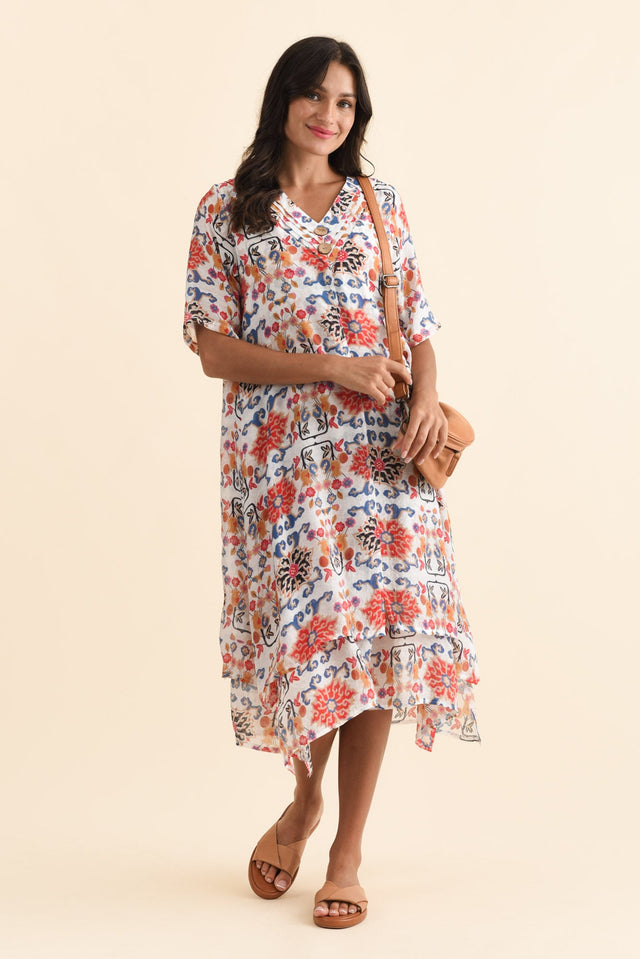 alt text|model:Brontie