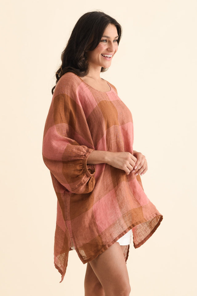 alt text|model:Brontie image 3