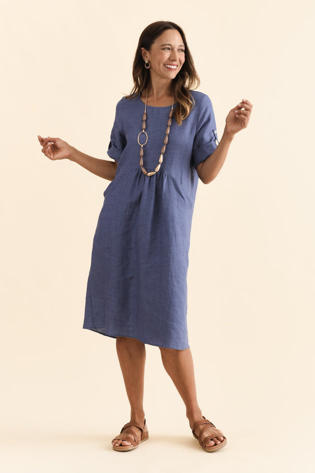 alt text|model:Cara image 7