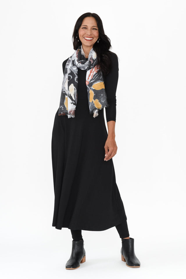 alt text|model:Cara image 3