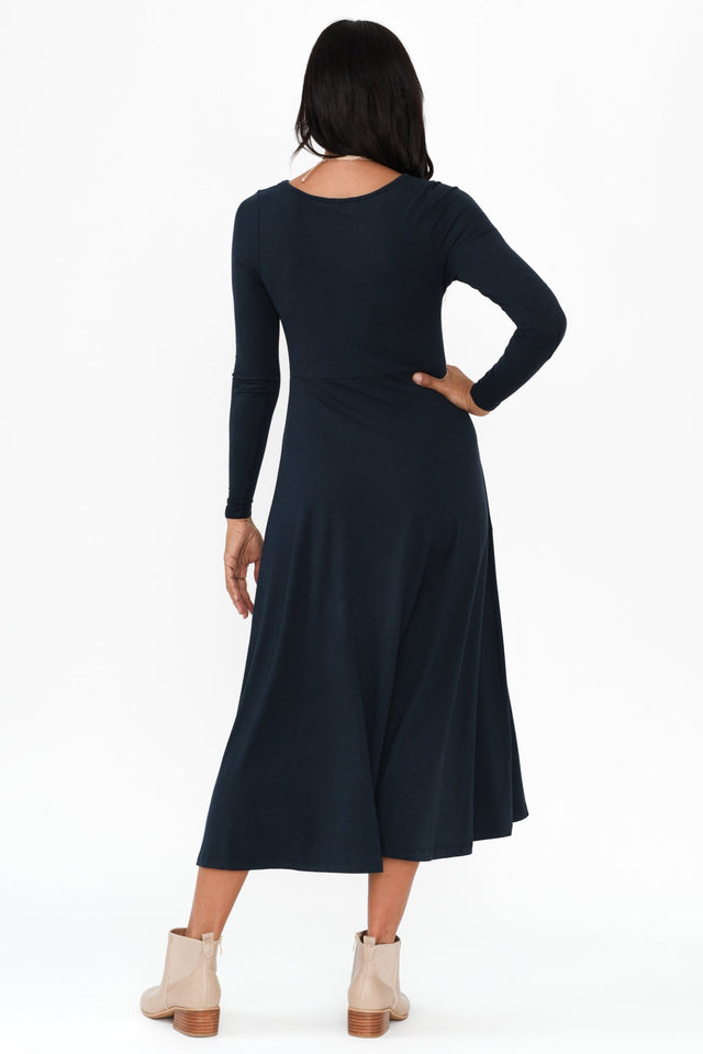 alt text|model:Cara image 5