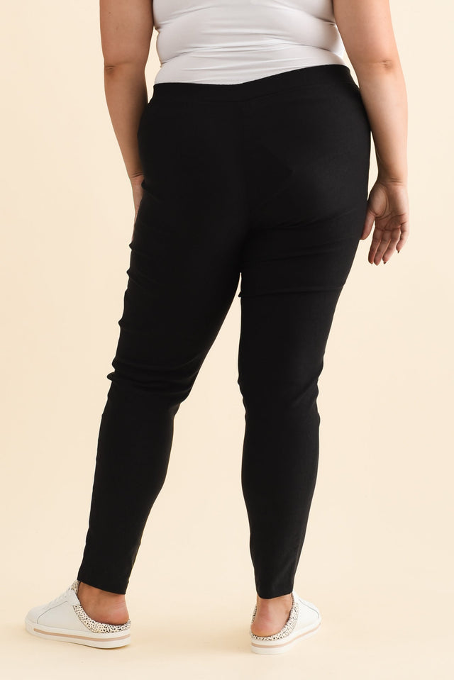 alt text|model:Gabby image 15