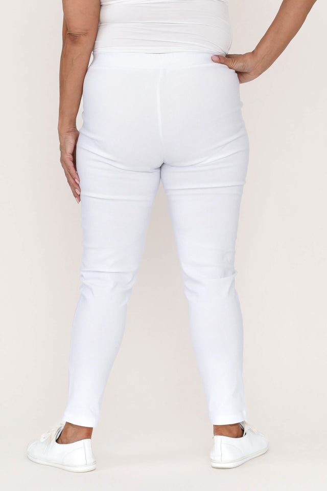 alt text|model:Pilita image 10