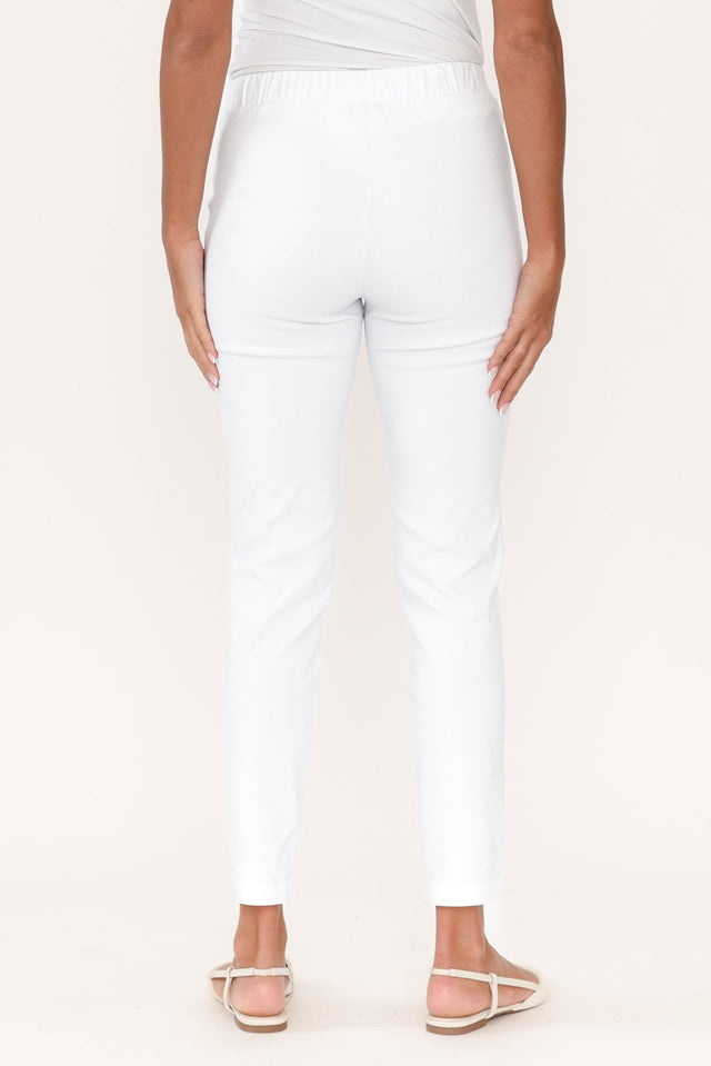 alt text|model:Brontie image 6