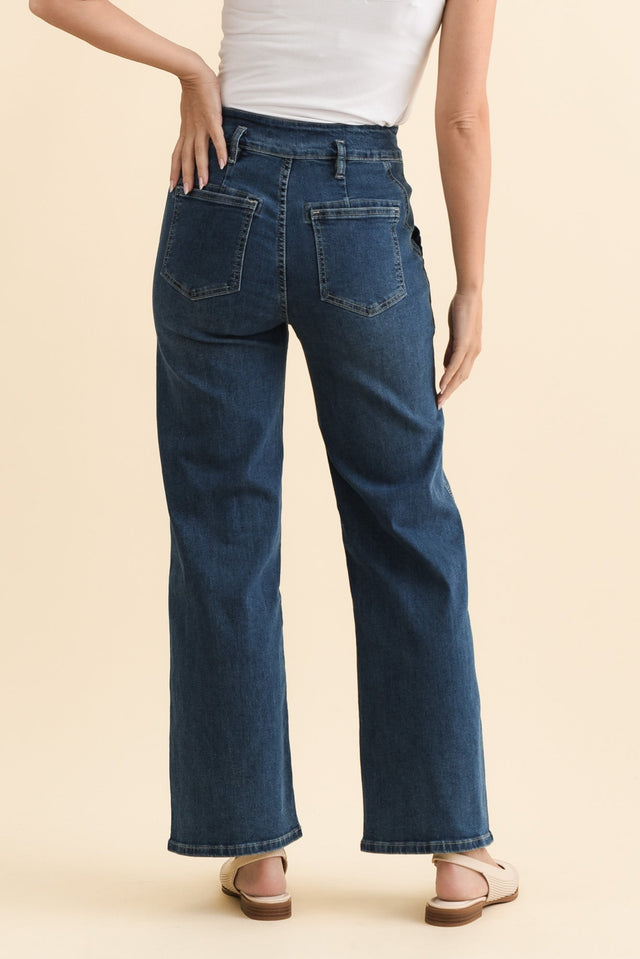 alt text|model:MJ image 4