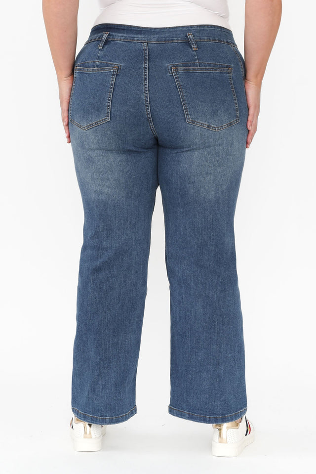 alt text|model:Caitlin image 11