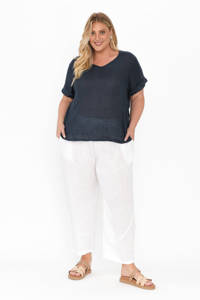 alt text|model:Caitlin image 12