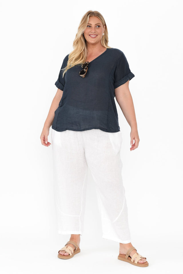 alt text|model:Caitlin image 9