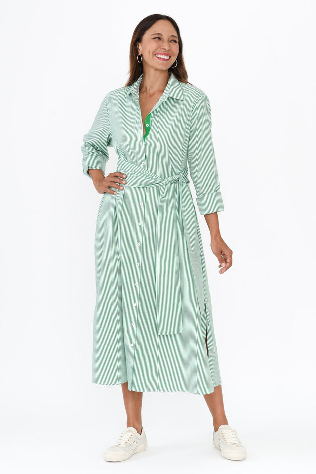 alt text|model:Cara image 3