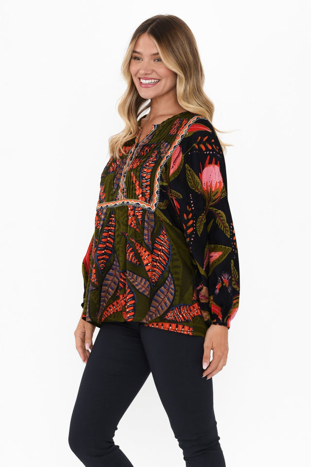 alt text|model:Mollie image 4