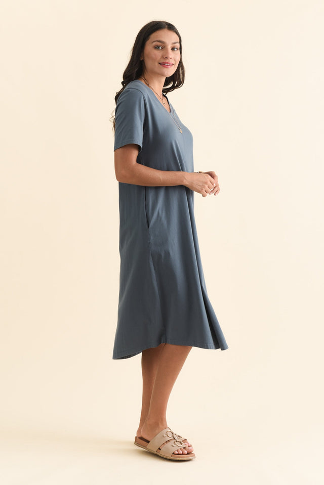 alt text|model:Brontie image 5