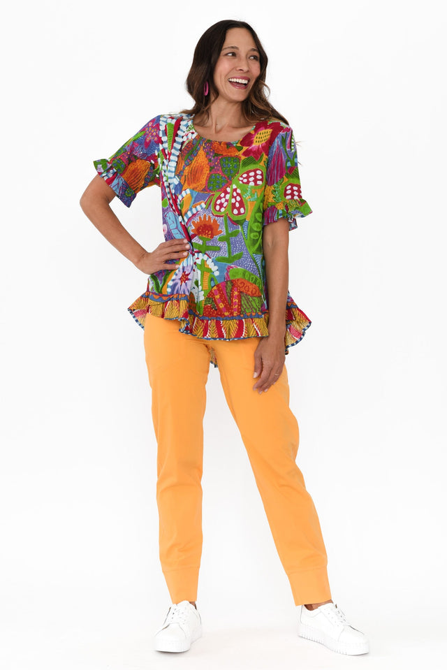 alt text|model:Cara image 2