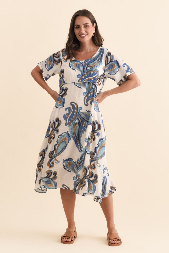 alt text|model:MJ image 3